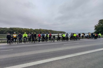 Komarno-Gúta kerékpártúra résztvevői 