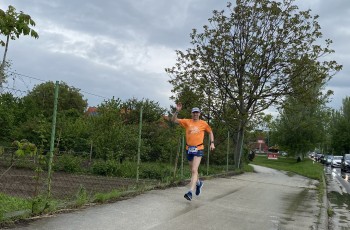 Levegőben - és vízben - úszva
